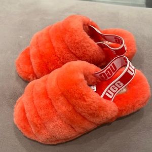 Ugg fluff yeah slides